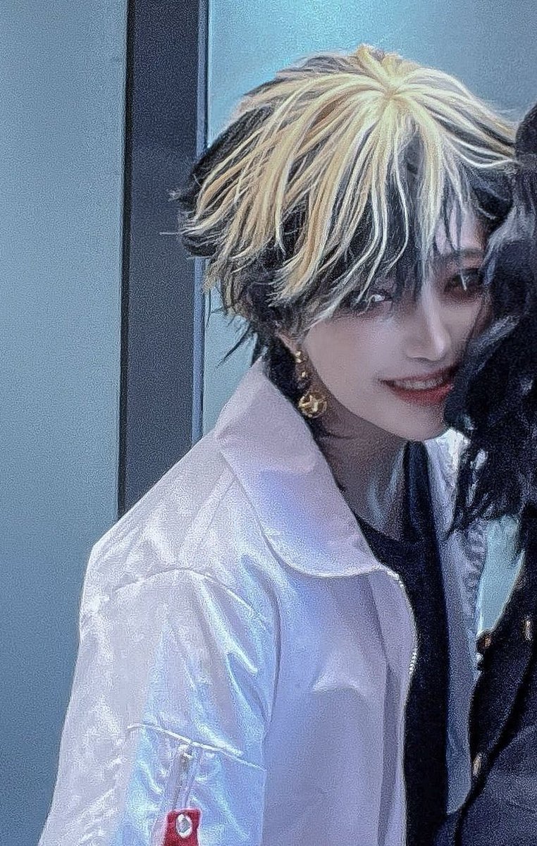 scissors0510's tweet photo. #코스어_𝕏친소 #도리벤_트친소
#東リベ好きさんと繋がりたい

본인 가위라고하는 작자이며.. 당신들과 친구맺고싶습니다 
도리벤좋아합니다
오타쿠입니다 https://t.co/n6f1Y9ZtDf