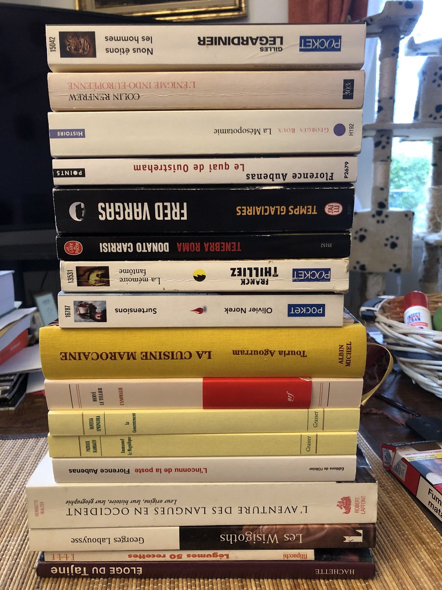 Je viens de recevoir les livres commandés sur <a href="/bookvillageapp/">BOOK VILLAGE</a> 
17 bouquins pour 50 balles 🙂
De quoi couper les infos et s’occuper sainement et sereinement ❤️