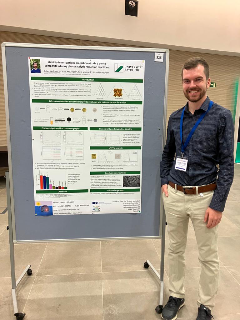 During yesterday’s poster session at the symposium #N2X @nanoGe_Conf Julian had the chance to present his results on photocatalytic stability of carbon nitride/pyrite composites. It was a really nice atmosphere and thanks to all for the fruitful discussions. #MATSUS2023