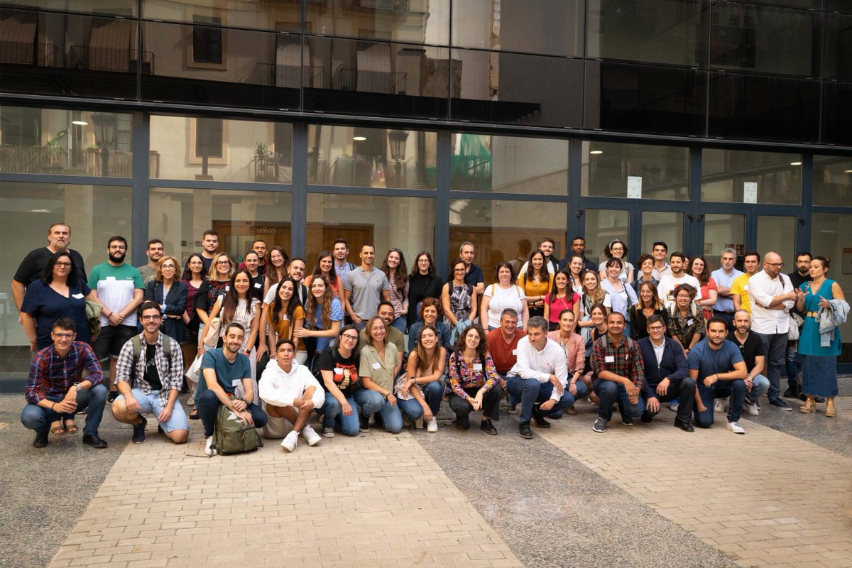 iata_csic's tweet photo. Más de 70 voces expertas en la lucha frente a las ‘superbacterias’ resistentes a antibióticos se han reunido en Valencia en un encuentro coorganizado por el @iata_csic e @IBV_CSIC.
La reunión se ha producido en el marco del proyecto Neohealth.
🔗https://t.co/d9nhdShYEp https://t.co/boD2w9GIAu