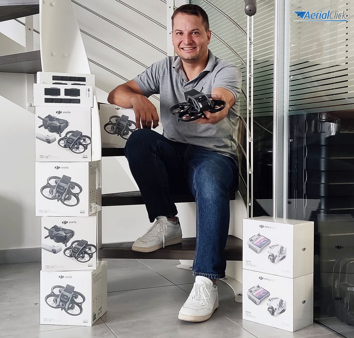 Aerialclick's tweet photo. Sono in corso su https://t.co/1ynHFdGhJz gli #sconti di #autunno 🍂

Le offerte sono state applicate su #droni, pacchetti e accessori 🚀
Approfittane entro la fine del mese!

#drone #dji #avata #brindisi #aerialclick https://t.co/iUcLzZ4BbK