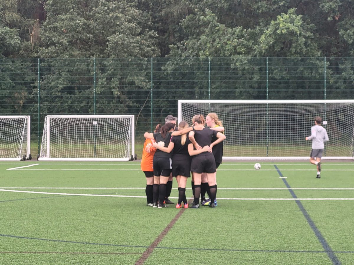 ctyfc_g's tweet photo. This season we have started our very own 7aside Recreational Ladies team who play in the @surreyfa Flexi League. It has been amazing to see the growth. If you are interested in playing please drop us an DM ⚽️ #RecFootball #LadiesFootball #SurreyFA #Trysomethingnew #CTYFC https://t.co/qbybAggHHV