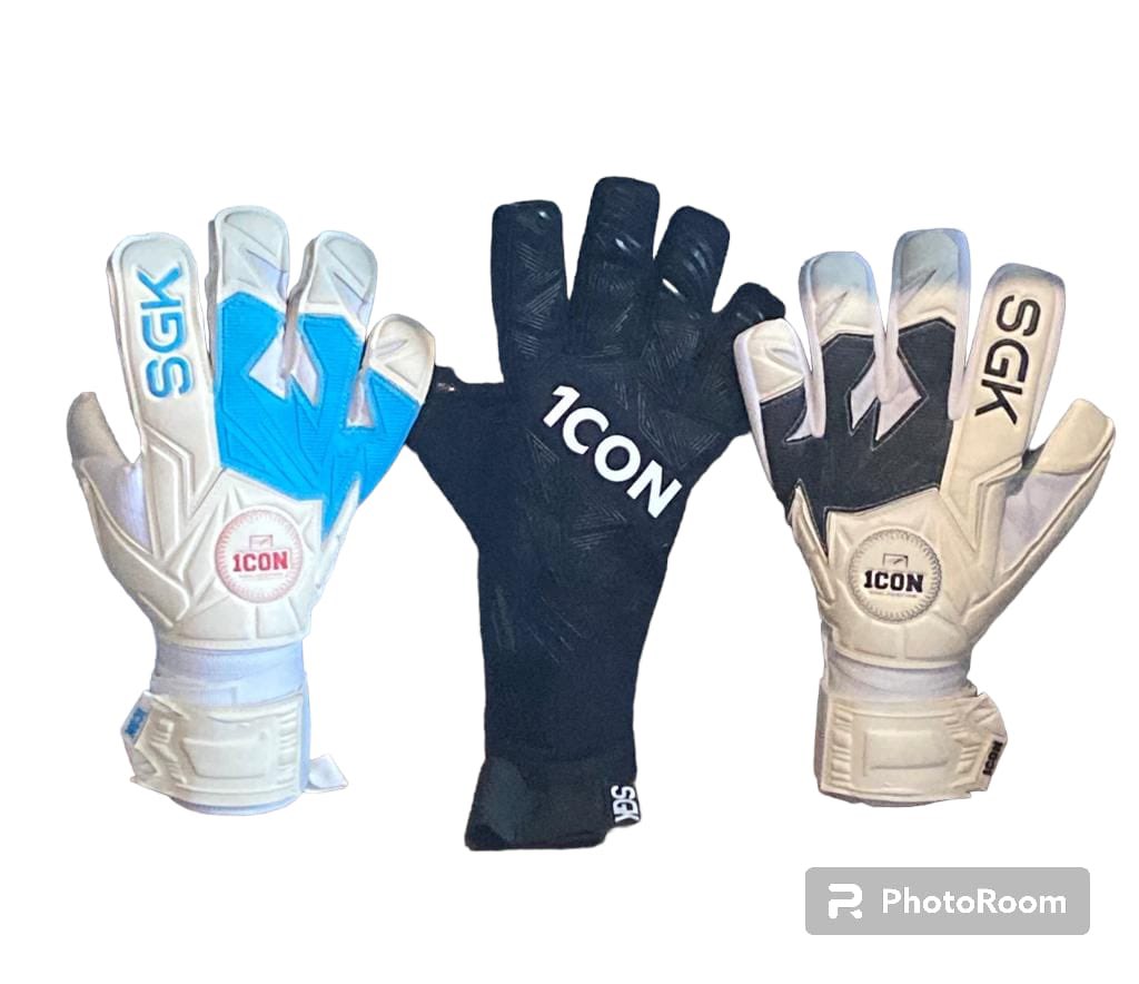 🚨 Even the  smalls gk glove brands deserves a holiday🚨. So until Sunday night why not grab a bargain!!  Pro gloves at a affordable price with free delivery and now with 10%off 😮.  So order before or on Sunday to guarantee you get your gloves while we are away 🧤👍
DM TO ORDER