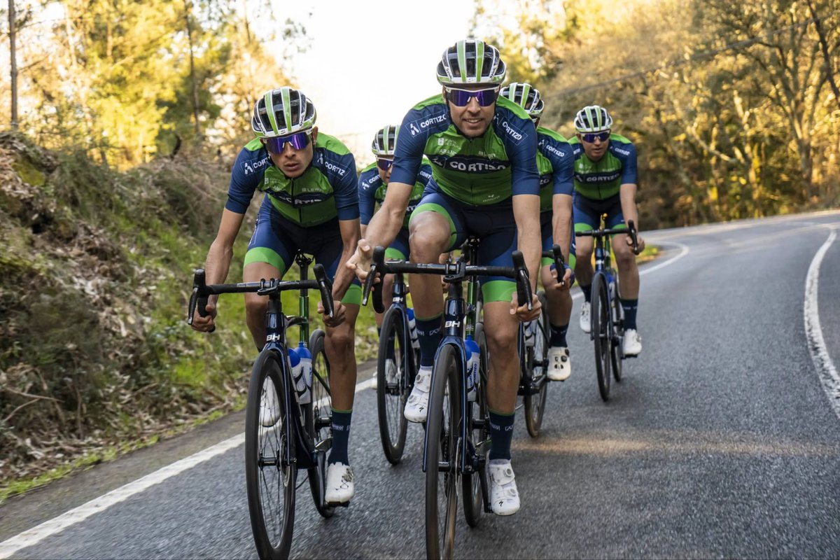 21NoticiasCom's tweet photo. 🚲 El CC Padronés Cortizo cierra la mejor temporada de su historia 

https://t.co/jKSwZtm5rg https://t.co/CfHJ6IgpMj