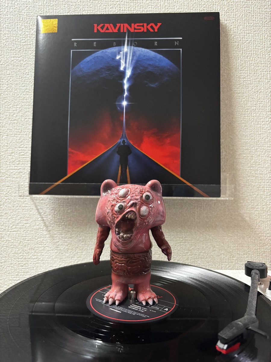 araibeats's tweet photo. KAVINSKY
REBORN

とソフビ https://t.co/BC8LdYFcBA