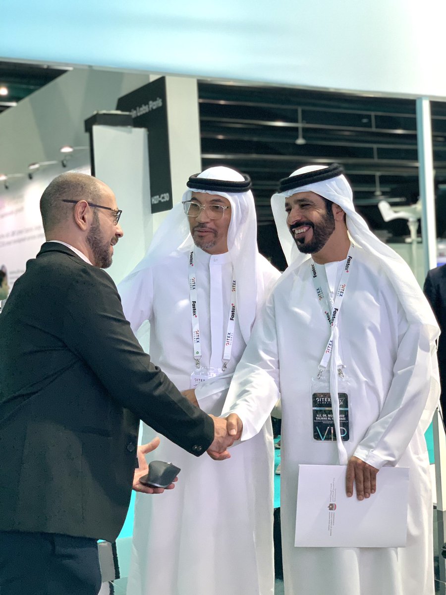 FutureUrbanism's tweet photo. HE Dr. Mohammed Salman AL Hammadi, Assistant Undersecretary of the Biodiversity &amp; Marine Life Sector at the Ministry of Climate Change and Environment embarked on a tour at #Futureurbanismexpo exploring innovative solutions for a greener and smarter world 🌎 https://t.co/qhpl2mOGPD