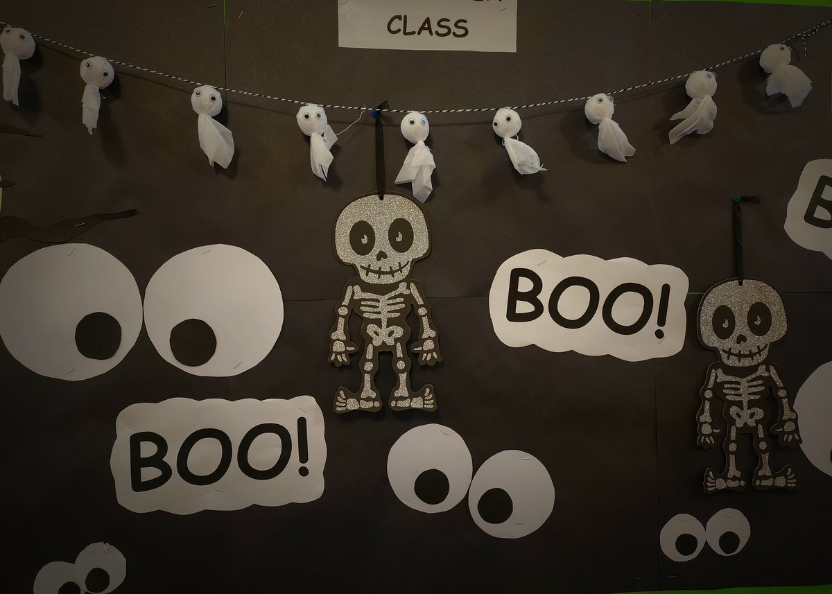 StGabriels_ss's tweet image. Sweetpea Class created a scary Halloween scene! #primarylanguagecurriculum #visualarts #visualawareness #corticalvisualimpairment #numeracy #shape #pattern #creativity