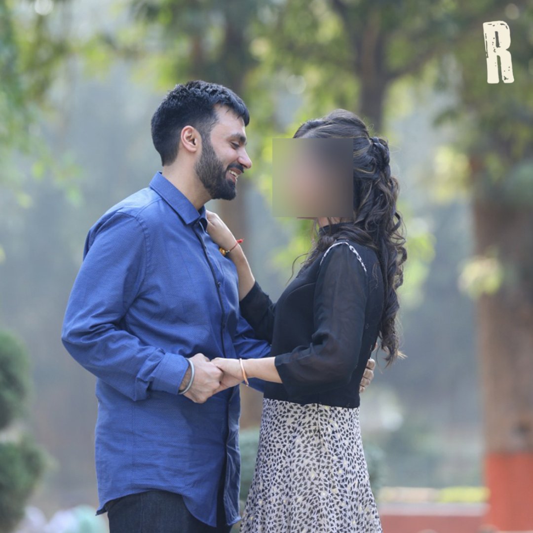 Reprieve's tweet photo. Heartbreaking photo shows British national Jagtar Singh Johal, who's in detention in India, with his wife to honour their 6th wedding anniversary today.

Today should be a celebration. Instead, it’s a reminder of how long they’ve been kept apart, loving one another from afar.

1/ https://t.co/hAjcOfijpa