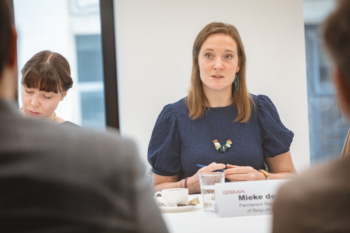 GSMAEurope's tweet photo. The EU has a very ambitious digital vision for the decade, including a target of full #5G by 2030. The important question is how do we deliver on that vision.
Last week @GSMAEurope convened key EU policy and industry decision-makers for its #GSMAConnected series event “A new Radio Spectrum Policy Programme for Europe” to discuss how the mobile industry and spectrum policy can help deliver the #DigitalDecade.

The key highlight, presentations and the latest GSMA resources on this topic is now available here 👇
https://t.co/n6dgmZADg2