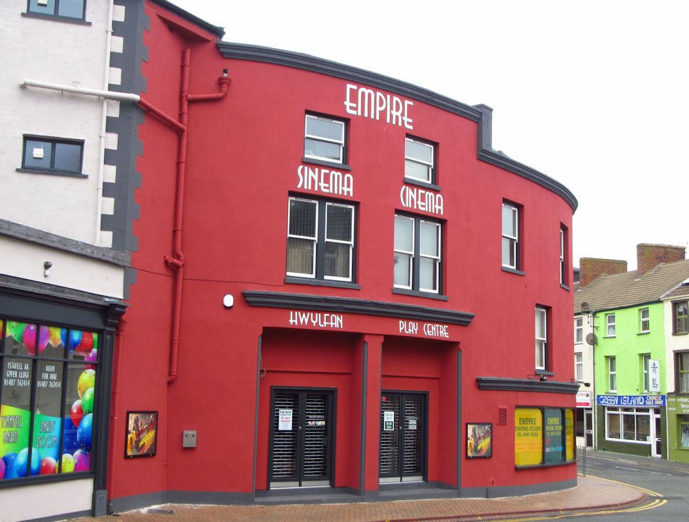 HolyheadRegen tweet media