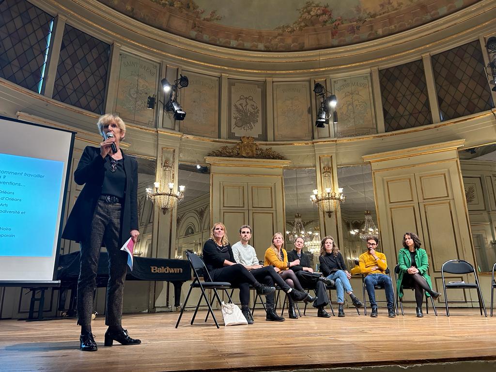 ac_orleanstours's tweet image. Ouverture par le recteur @GHalbout de la journée des ambassadeurs culture au conservatoire de musique d'Orléans 🎵
--
Présentation de dispositifs en faveur des pratiques culturelles, table ronde sur les partenariats culturels, échanges avec les élus #CAVL sont à l'ordre du jour🎯