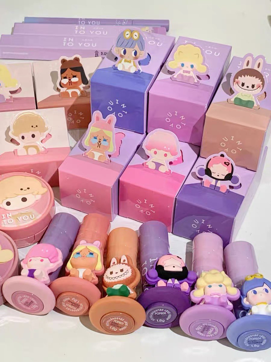 อยากซื้อลิปเพราะแพ็คเกจมีอยู่จริง  INTO YOU x Pop mart  กระเป๋าตังสั่นเว่อ