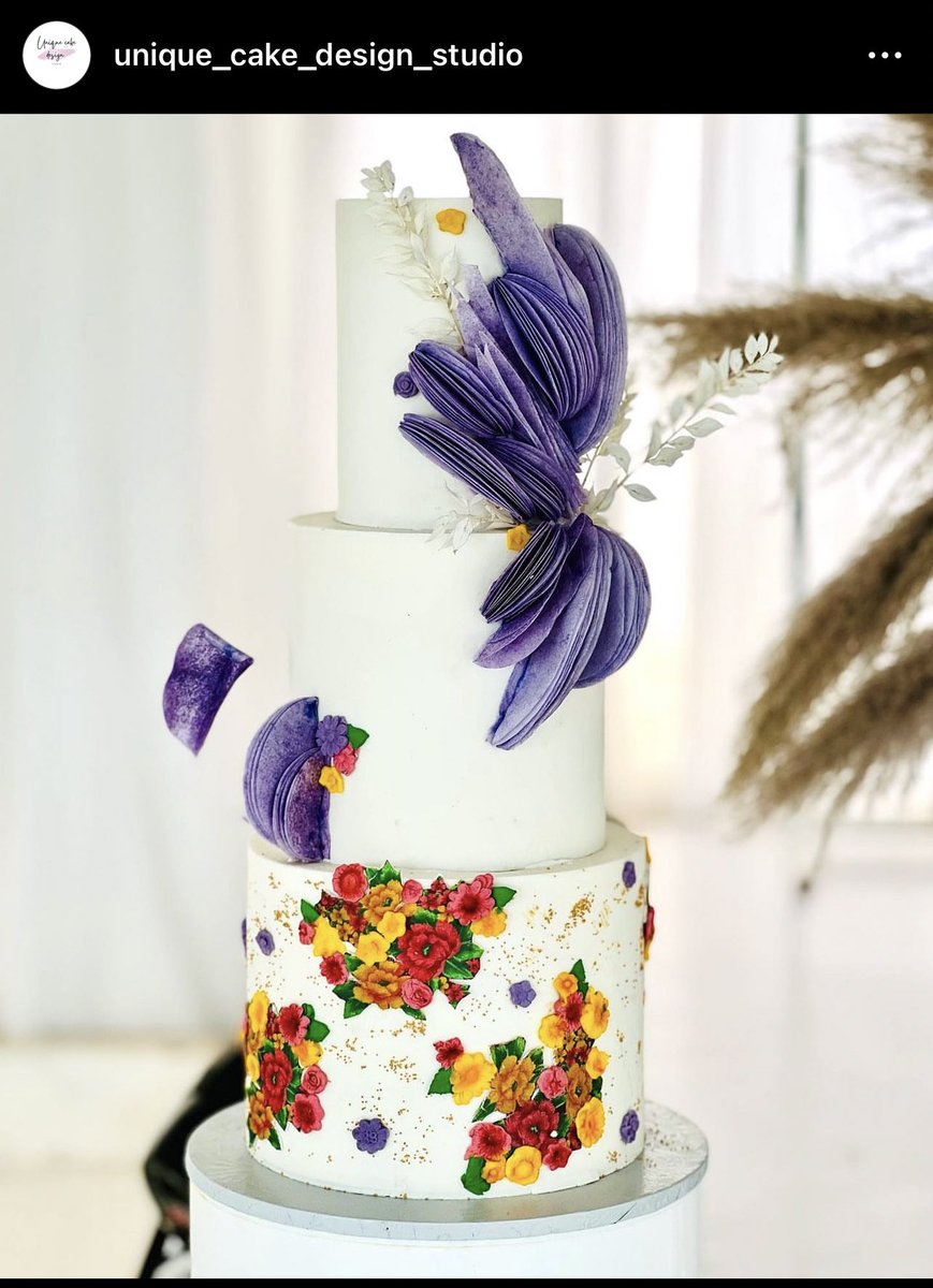 Conniescouturecakes tweet media