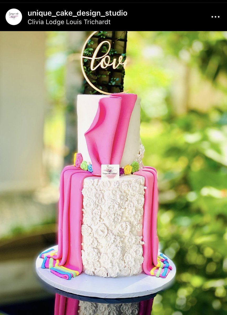 Conniescouturecakes tweet media