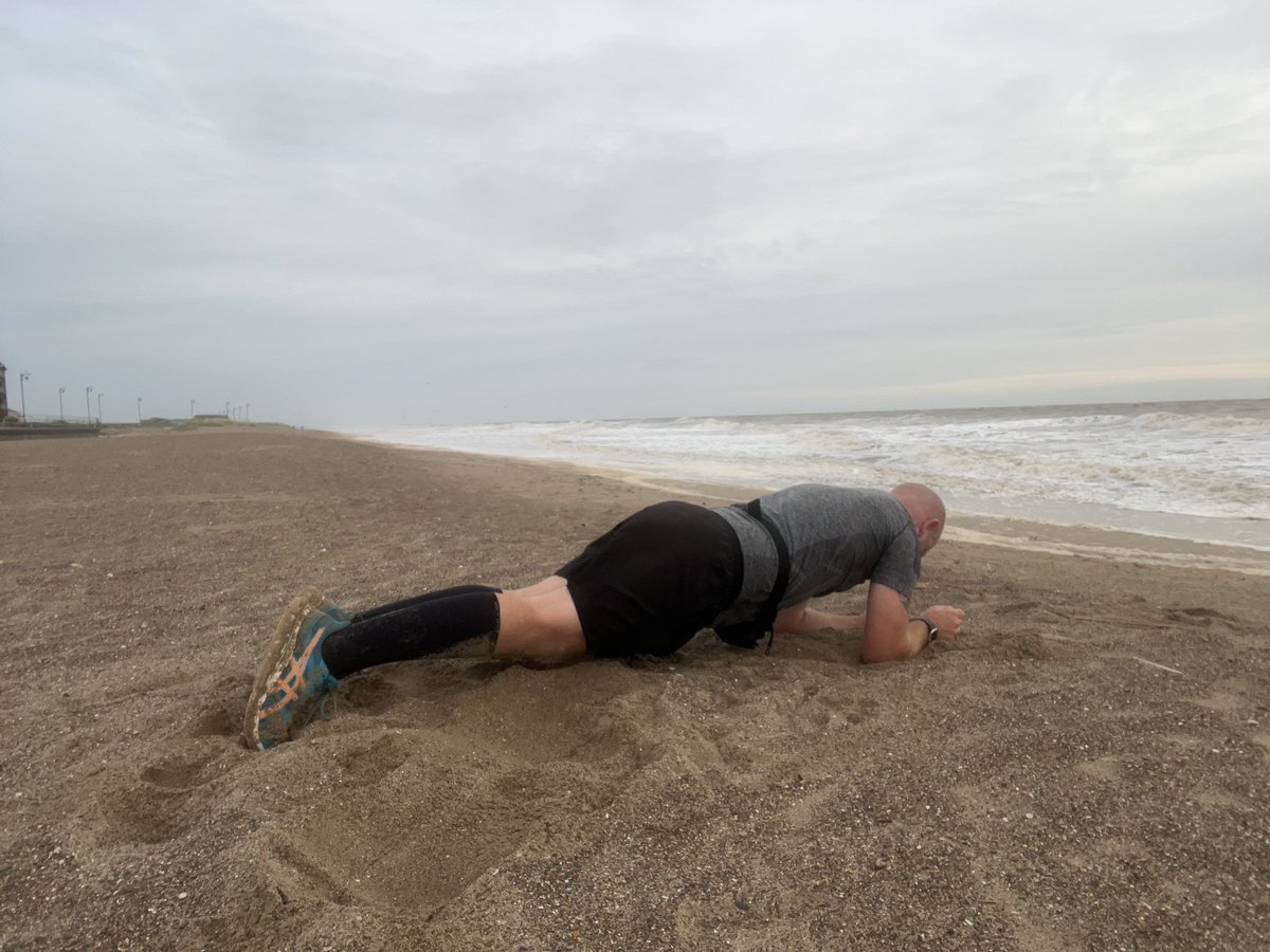 Beach Plank after my run 🏃‍♂️💪🏖️ #beachrun #beachrunning #beachrunner #mablethorpe #beachpt #fitnessmotivation #osmaps #familyholiday2023