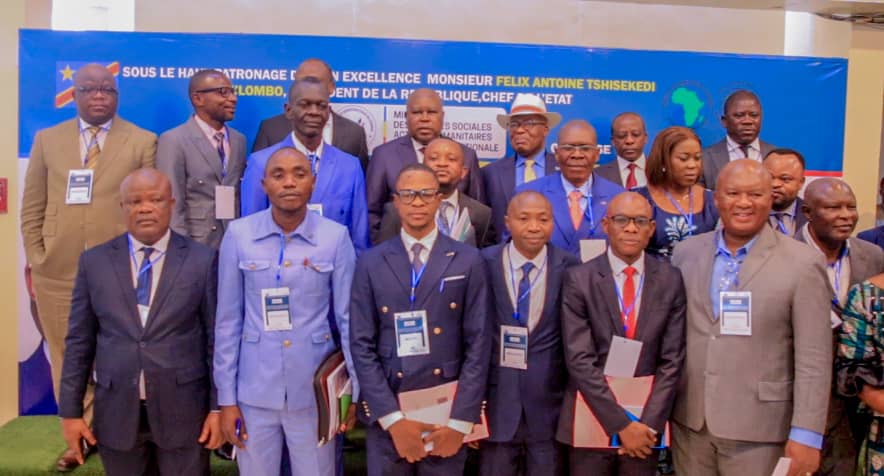 MeJacquesMASE's tweet image. En tant que Maire de Kolwezi, j'ai eu l'opportunité de représenter ma ville à la Conférence Internationale des Partenaires du Programme de Développement Communautaire(CIP-PUIDC), qui s'est tenue à #Kinshasa du 17 au 18 octobre. Cette conférence a été l'occasion de discuter des…