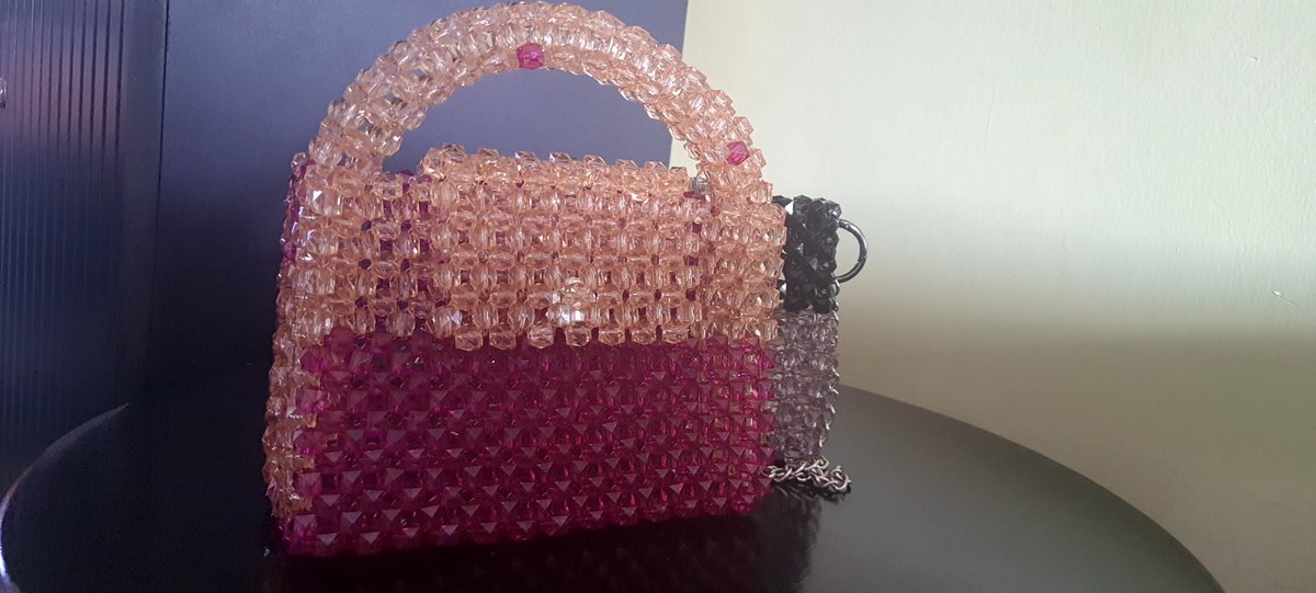 rosettenatie's tweet photo. Patronize me with orders...every lady needs one of these in their closet #handcrafted #uganda https://t.co/1vPkJbHrve