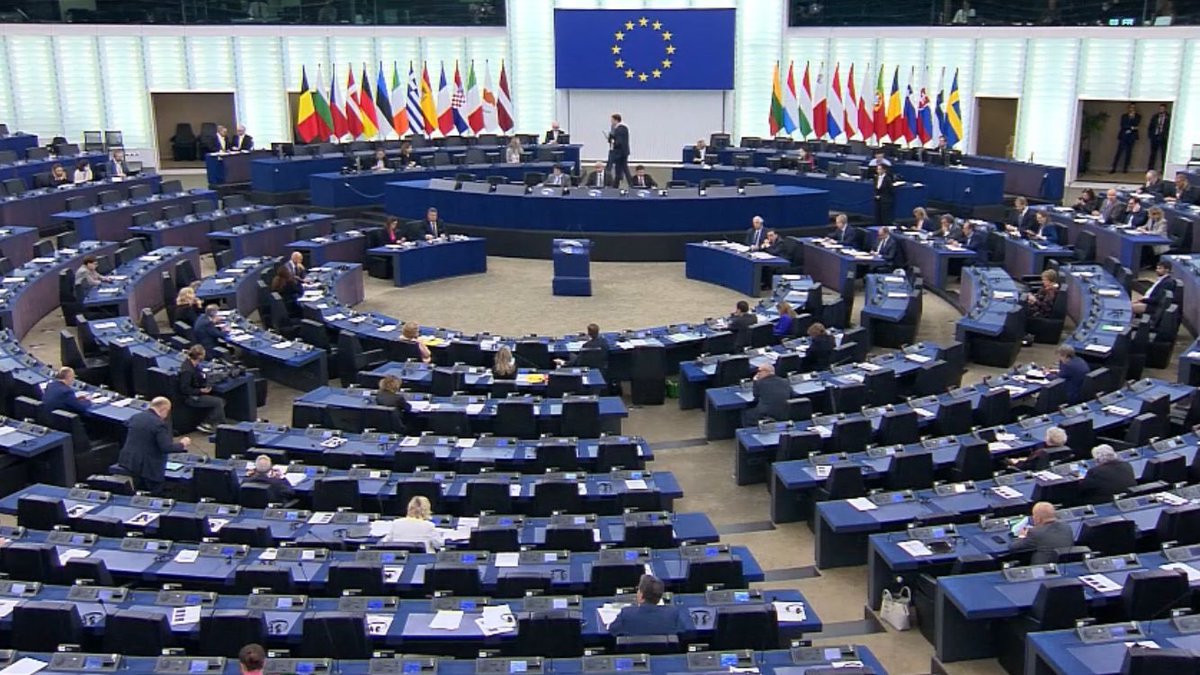 tito_claudio's tweet image. Il #ParlamentoEuropeo all’#EPplenary di Strasburgo discute di Israele, Hamas e Gaza. Ed ecco l’attenzione che mostrano gli eurodeputati mentre il mondo è sull’orlo di un’altra guerra. Aula praticamente deserta. Complimenti