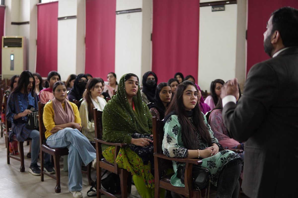 GCUL Media And Communication Studies tweet media