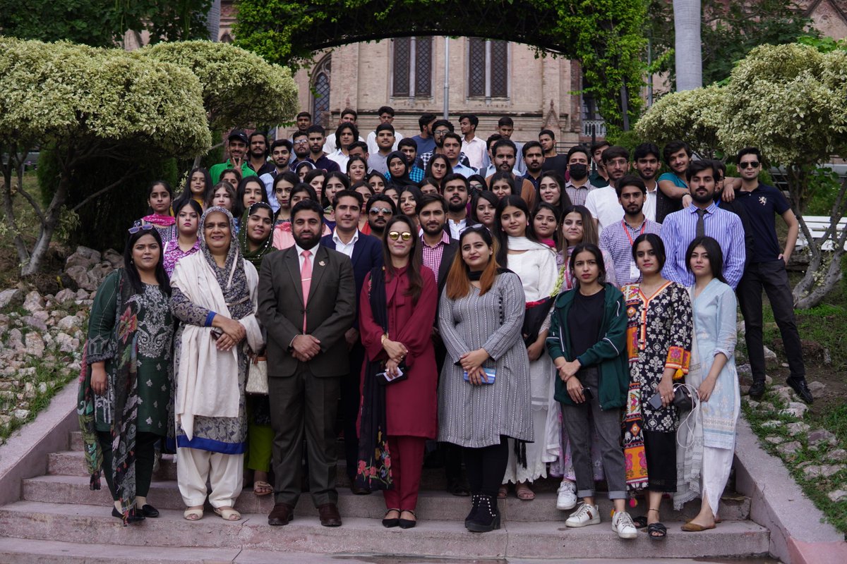 GCUL Media And Communication Studies tweet media