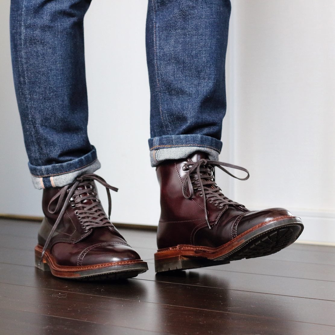 ramshiruba's tweet photo. Alden D6826HC jumperboots
Apc petitnewstandard
サイズが小さかったジャンパーブーツを手放して、ジャンパーブーツを買いましたっ笑
パンチドキャップトゥとバリーラスト、好きなものは仕方ないっ👍

#alden 
#オールデン https://t.co/QiYpaamshj