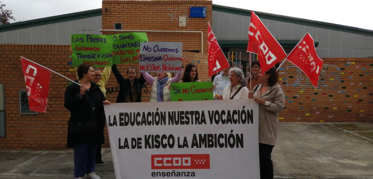 CCOOEducaMa's tweet photo. ‼️CCOO ACTÚA‼️

#EstáPasando📸
#Huelga en Kidsco
📍Escuela de Educación Infantil Rosa Caramelo - #Leganés

📢Exigimos al Grupo #Kidsco que pague a sus trabajadoras/es

📲Comparte, reenvía  
⭕️⭕️PaseLoquePase   
#CCOOContigo  
#CCOOActúa https://t.co/4Am7J97bKZ