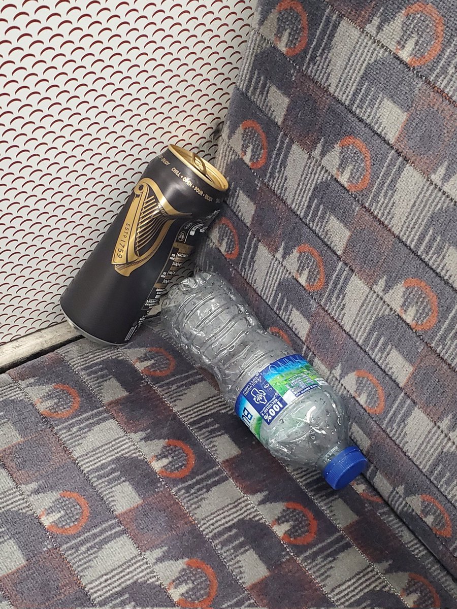 A 9am juxtaposition. Detritus left over from a late night or Dublin courage to face hump day? That water is a solution, not an absolution! #HolyWaterInAPlasticBottle #DutchCourage #BakerlooLine #Guinness #HumpDay