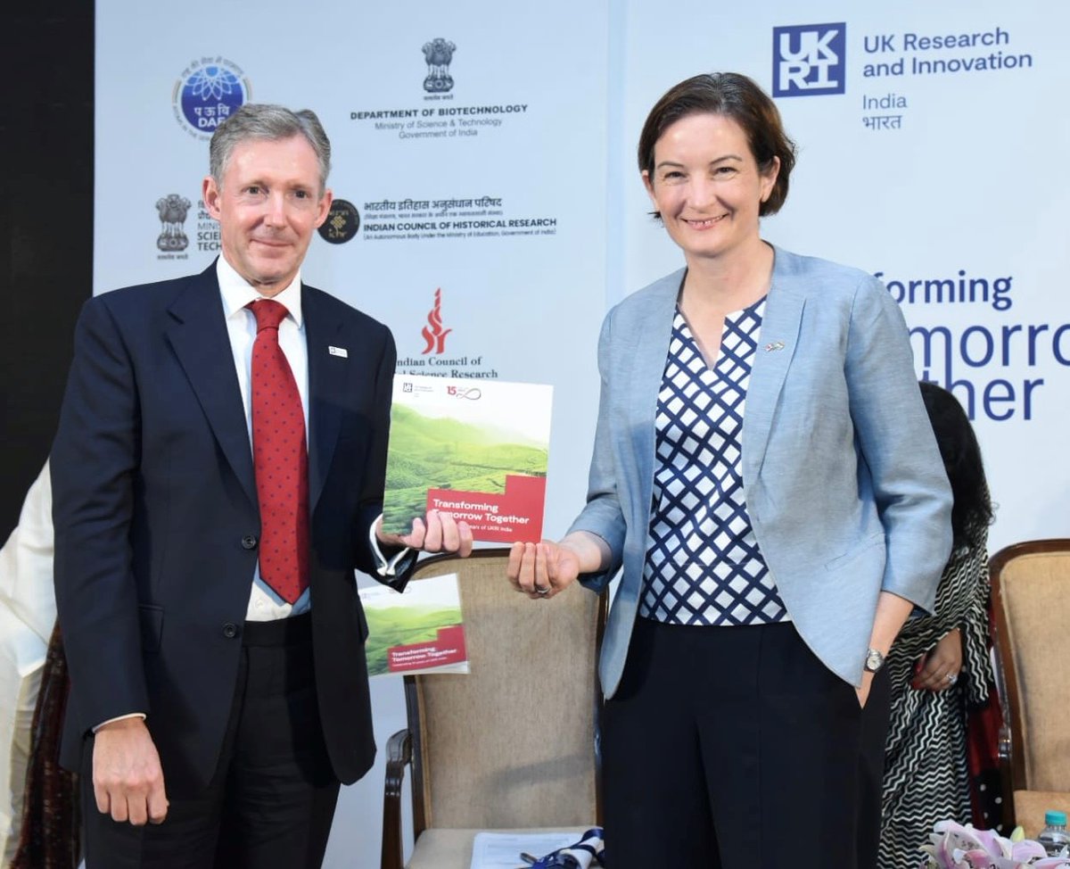 15 years of collaboration summarised into one brochure & proudly launched by Prof Christopher Smith @rometostandrews & Ms Christina Scott CMG @CScottFCDO @UKinIndia as part of the #UKRIIndia@15 event ukri.org/publications/f…