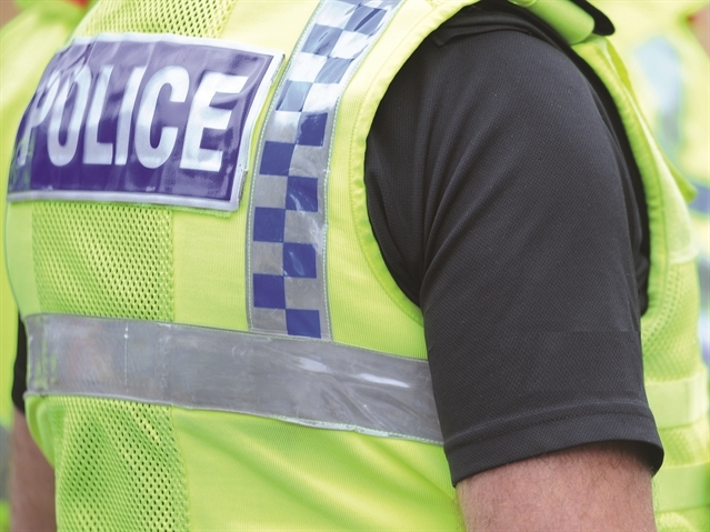 'Road rage incident' – witnesses sought in affray investigation rotherhamadvertiser.co.uk/news/people/ro…
