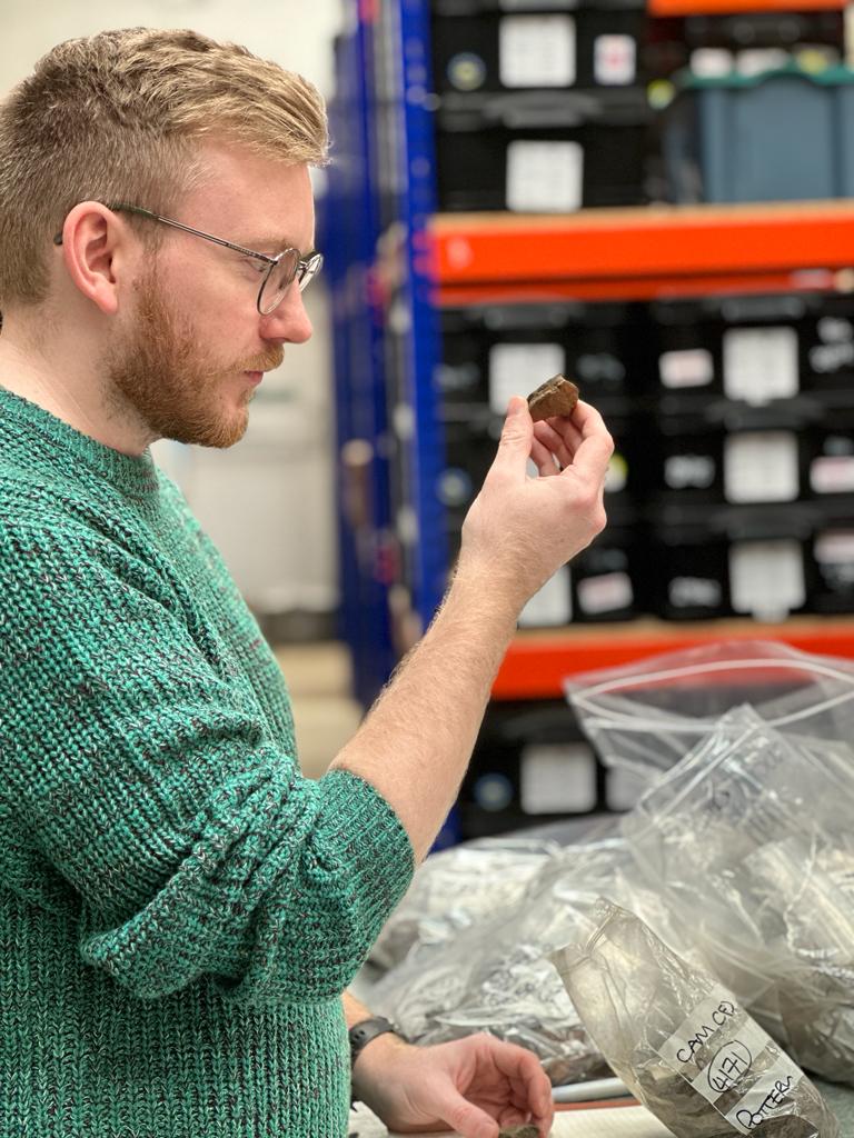 ANSOC_ERC's tweet photo. Really excited to be embarking on the first sampling trip of our project to Oxford Archaeology's office in Cambridge with our fantastic @BristolUni colleague Gywain Jones, sampling pottery and animal teeth for lipids and isotopes! @ucdarchaeology @ogu_bristol #ERC #bronzeage https://t.co/TGxgQGDrEz