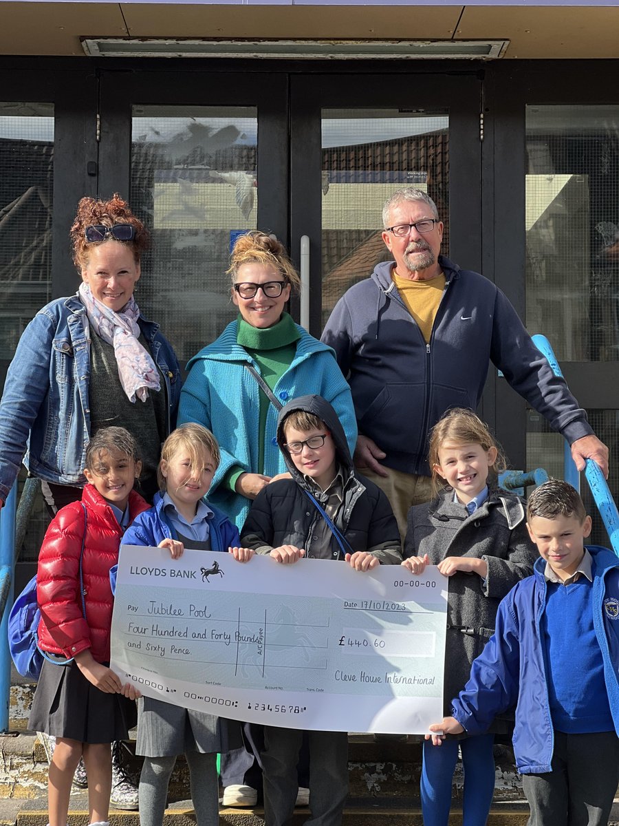 Here are some of the children from Cleve House School presenting us with their super huge cheque from their sponsored bounce amounting to an impressive £440.60.  That's a lot of jumping.  Thanks to all the children and their sponsors.  We love our community. #sportengland