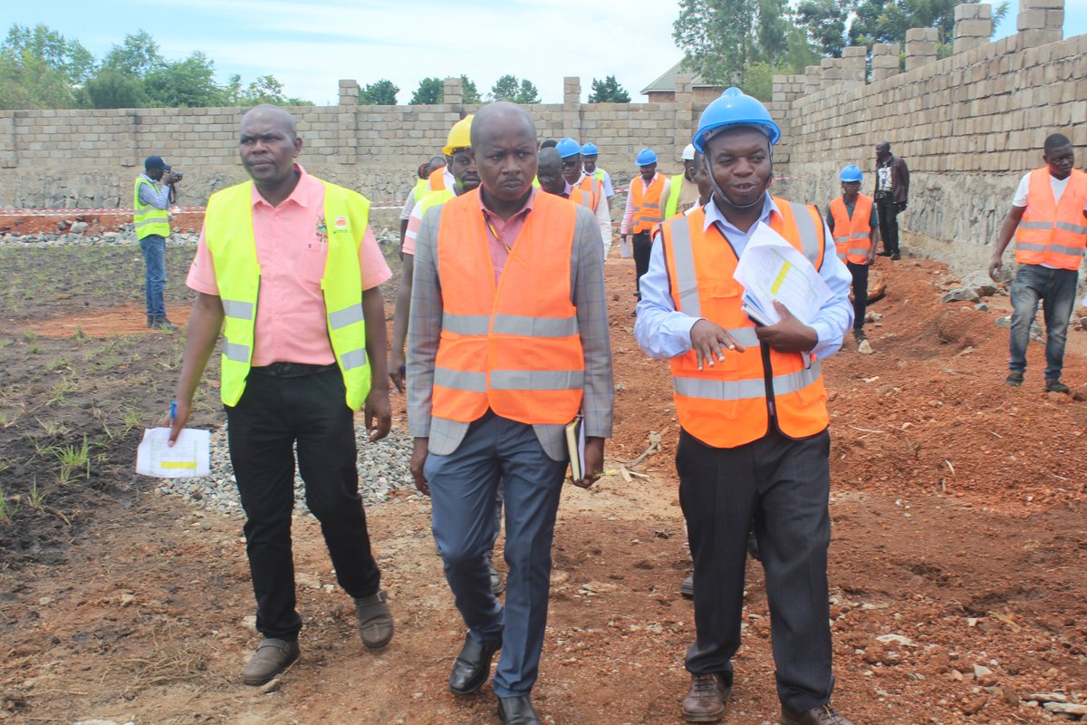 Kiryandongo DLG together with a team from Ministry of Lands, Housing and Urban Development and OPM officials have monitored the progress of construction works of 12.5 billion USMID-AF projects <a href="/StateHouseUg/">State House Uganda</a> <a href="/OPMUganda/">Office of the Prime Minister - Uganda</a> <a href="/dkkasanga10/">Kyetume Kasanga</a>  <a href="/WorldBank/">World Bank</a> <a href="/MoICT_Ug/">Ministry of ICT&NG</a> <a href="/AkweteirehoJon1/">Akweteireho Jonathan</a>