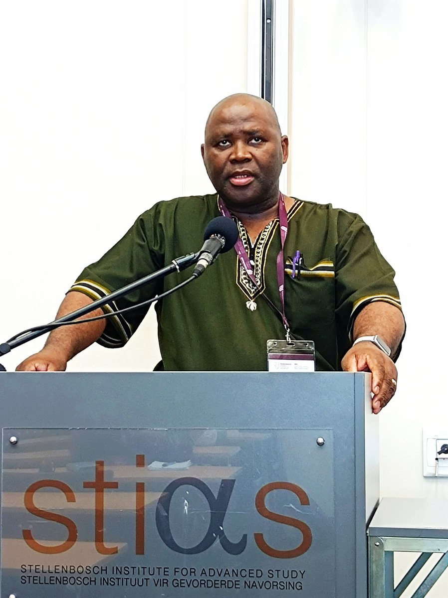 TaniaAjam's tweet photo. Prof Somadoda Fikena from the Public Service Commission reflects on the crisis of legitimacy of democratic project in South Africa and globally #WinelandsConference #RelevantResearch https://t.co/MQ5xZj8Lrc