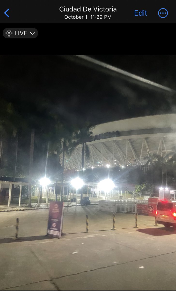 ghadjihyo21's tweet photo. @kamsammy17 @twoteentours wala me pic nung nasa nlex na pero eto palabas na kami neto tuloy tuloy naman yung bus https://t.co/sRrOXAwLYd