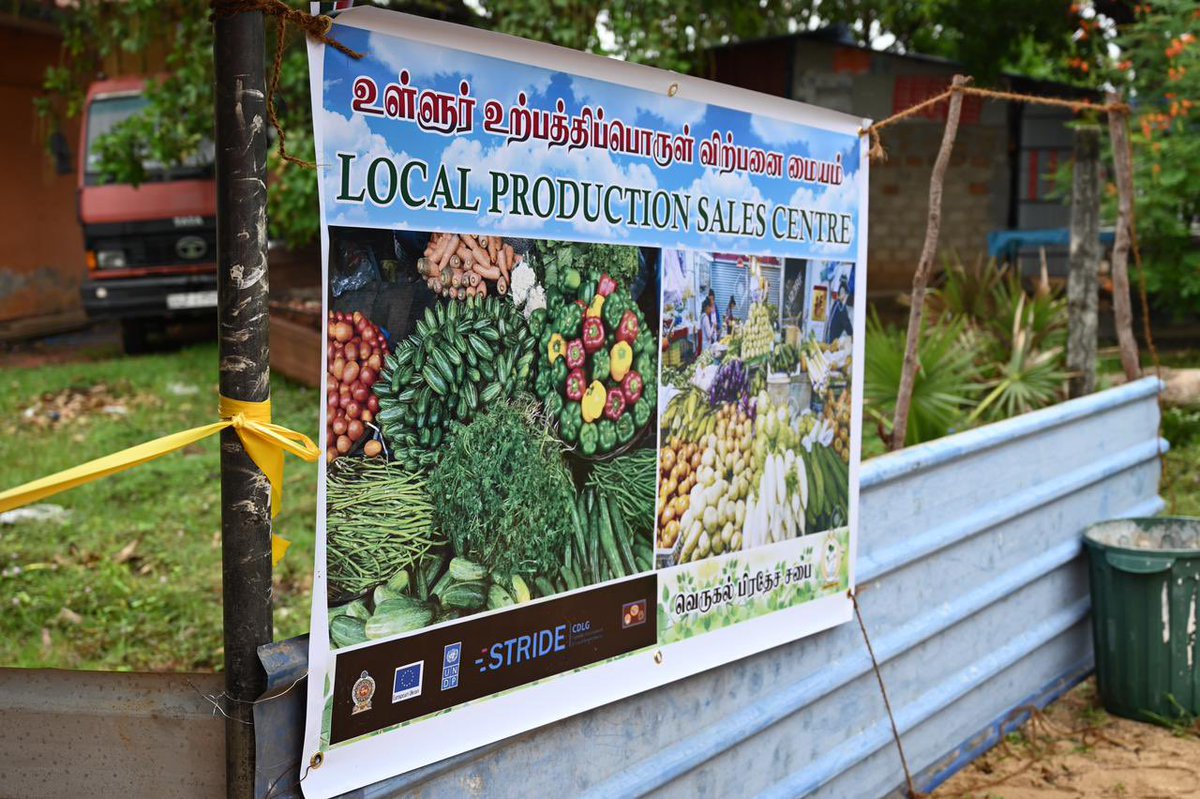 AzusaKubota's tweet photo. Spent the morning with incredible community members and leaders who are driving #women’s economic empowerment, & community & youth engagement for social cohesion, supported by #CDLG, funded by @EU_in_Sri_Lanka. #Water brings about multiple socio-economic dividends. @johhesse_EU https://t.co/t930BL6zdl