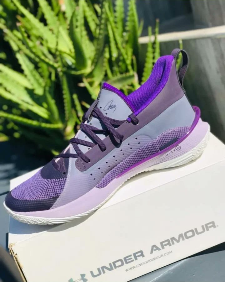 essentialZim's tweet image. #UA
#readilyavailable
#clearancesale 
#originalsonly 
#boxed 
#Sneakers 
Visit us at Corner Lezard Avenue and Prince Edward road, Milton park Kensington ✅
+263783945122✅
@essentialZim