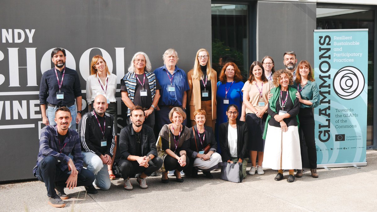 GLAMMONS tweet media