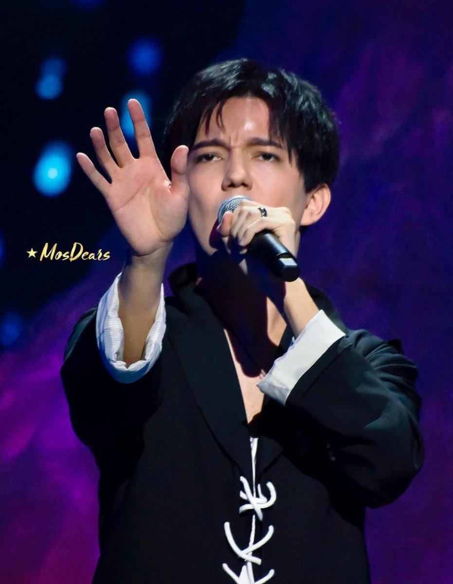Evgeniya6625's tweet photo. @JenS08771805 Dimash의 음악은 내 영혼 속에서 끊임없이 들리며 내 기분에 따라 변합니다.
WORTHY SON OF KAZAKHSTAN 

#DudaraiByDimash 
#DimashQudaibergen 
#UniqueVoice https://t.co/zKJ2vQhSgQ
