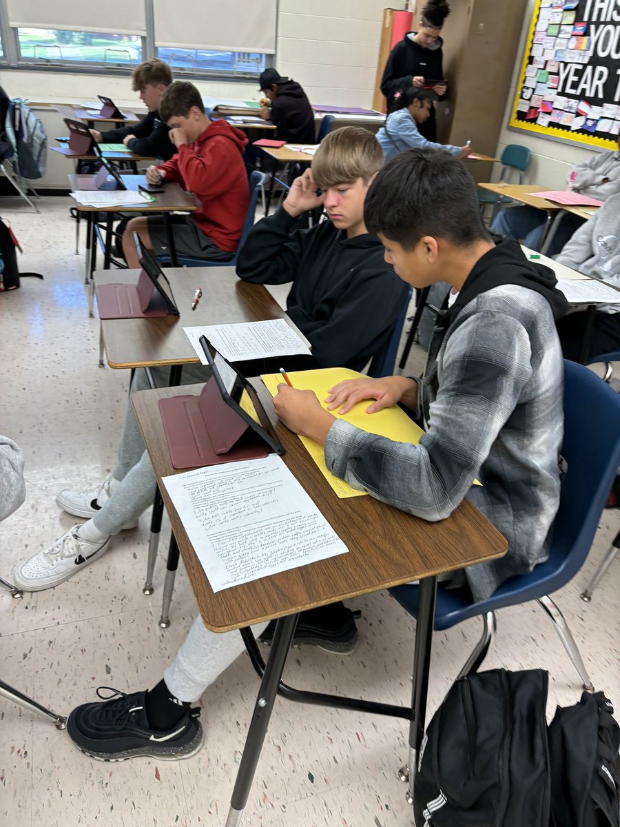 BaroneMrs's tweet photo. What do we want to know about nutrition? Great questions and even better conversations. #healthed https://t.co/zqPZh57PWa