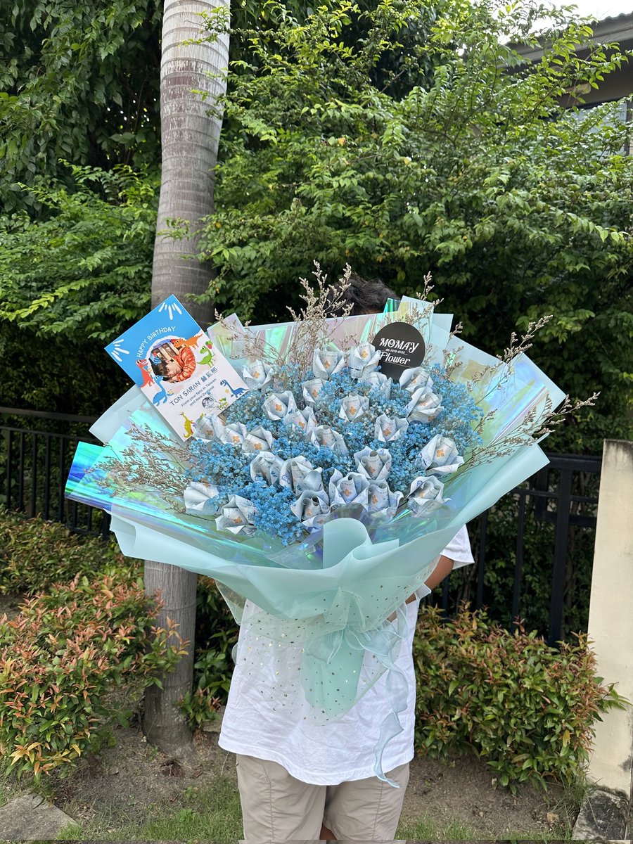 YoonTon_BlueHse's tweet photo. This is a little something we sent to @mytonsrn earlier this week and we will have more tonight.
@Tonsrnfanclub #HappyTonDay https://t.co/BCe5TEsZRN