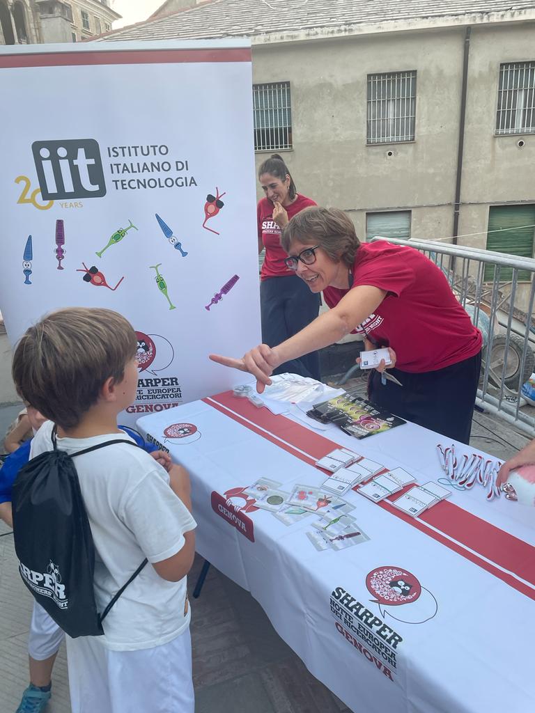 IITalk_projects's tweet photo. Our Elisabetta Colombo researcher @IITalk has take part to @sharpernight in #Genoa telling of project #HyVis.
Here some photo:

@EUeic @FutureTechEU @FETFX_EU https://t.co/b06tjgkaID