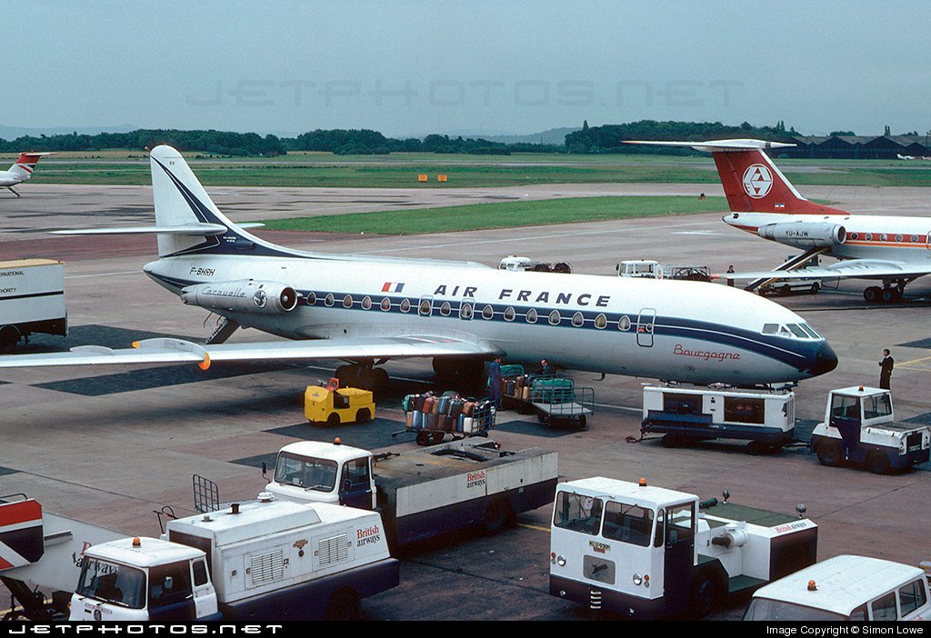 Only two airlines can claim to have operated everything from the earliest passenger aircraft to the world’s only successful supersonic passenger jet. Air France is one of them. Here's a short history of the French flag carrier. flightradar24.com/blog/air-franc…