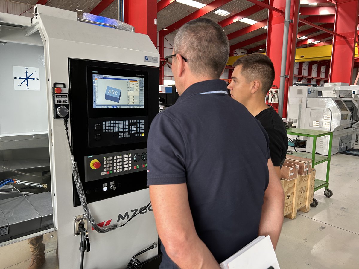 DidelonMO's tweet image. 📢 𝐑𝐄𝐂𝐄𝐏𝐓𝐈𝐎𝐍 𝐓𝐄𝐂𝐇𝐍𝐈𝐐𝐔𝐄 𝐃'𝐔𝐍 𝐂𝐄𝐍𝐓𝐑𝐄 𝐃'𝐔𝐒𝐈𝐍𝐀𝐆𝐄 𝐕𝐄𝐑𝐓𝐈𝐂𝐀𝐋 𝐍𝐄𝐔𝐅 𝐌𝐈𝐂𝐑𝐎𝐂𝐔𝐓 Type M760, avec l'un de nos clients situé dans le département 44 📍✔

#centreusinage #vertical #microcut #M760 #dmo #mecanique