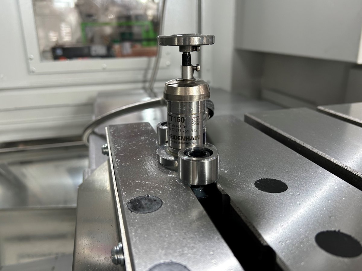 DidelonMO's tweet image. 📢 𝐑𝐄𝐂𝐄𝐏𝐓𝐈𝐎𝐍 𝐓𝐄𝐂𝐇𝐍𝐈𝐐𝐔𝐄 𝐃'𝐔𝐍 𝐂𝐄𝐍𝐓𝐑𝐄 𝐃'𝐔𝐒𝐈𝐍𝐀𝐆𝐄 𝐕𝐄𝐑𝐓𝐈𝐂𝐀𝐋 𝐍𝐄𝐔𝐅 𝐌𝐈𝐂𝐑𝐎𝐂𝐔𝐓 Type M760, avec l'un de nos clients situé dans le département 44 📍✔

#centreusinage #vertical #microcut #M760 #dmo #mecanique