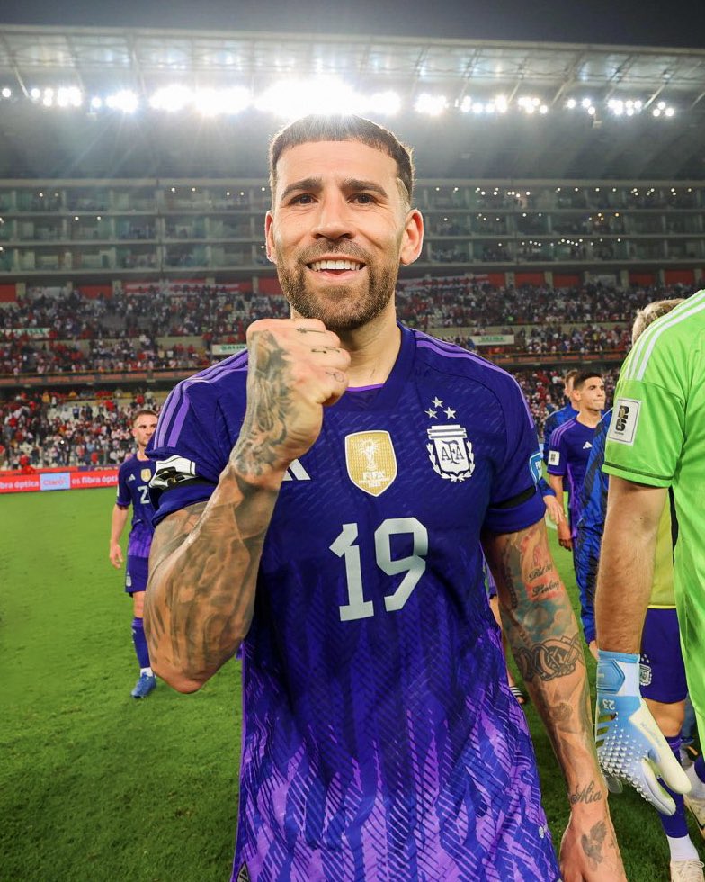 SLBenfica's tweet photo. 🇦🇷 Otamendi foi titular no triunfo da Argentina frente ao Peru!

#SejaOndeFor https://t.co/5PEmYUajpV