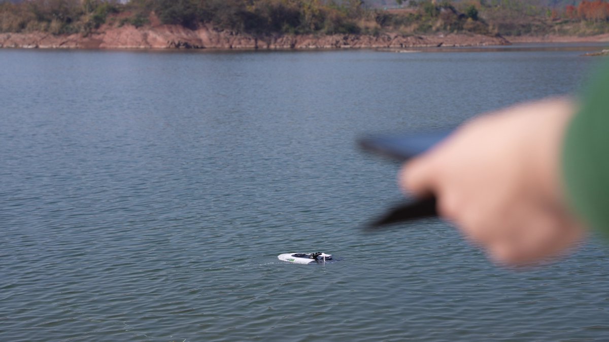 YoucanRobotics's tweet photo. We came to an unknown river,and used #BWSpacePro 4K HD camera observed the underwater situation. The wonderful pictures under the water could be transmitted back to the control interface in real time, helping the explorer better orient!

🔗https://t.co/rL1C3qEHxx

#Youcanrobot https://t.co/e7uYDJi6pD