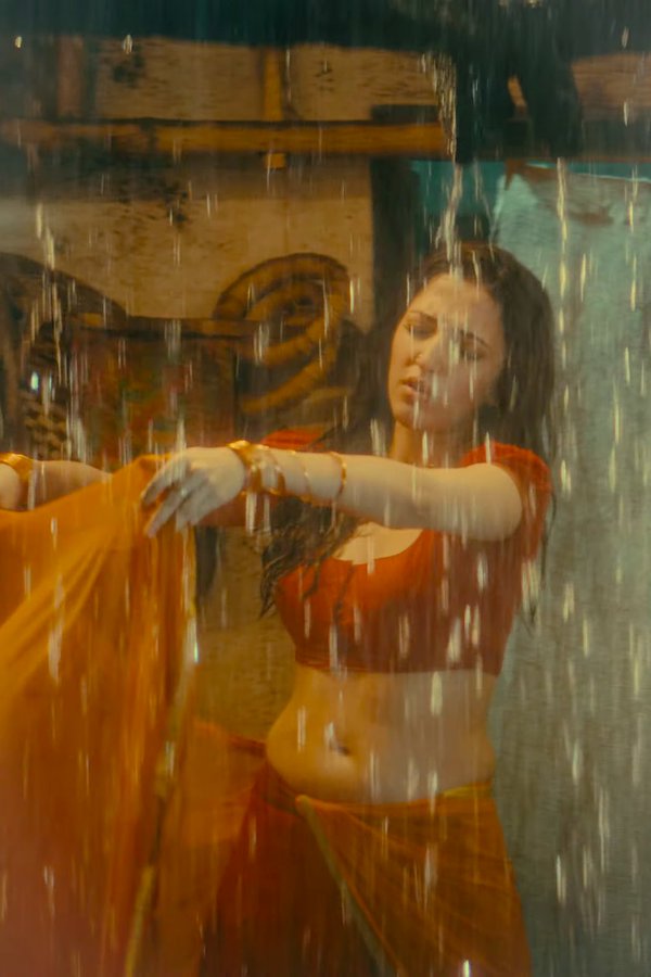 F8tsWwNbMAAeijl?format=jpg&name=900x900