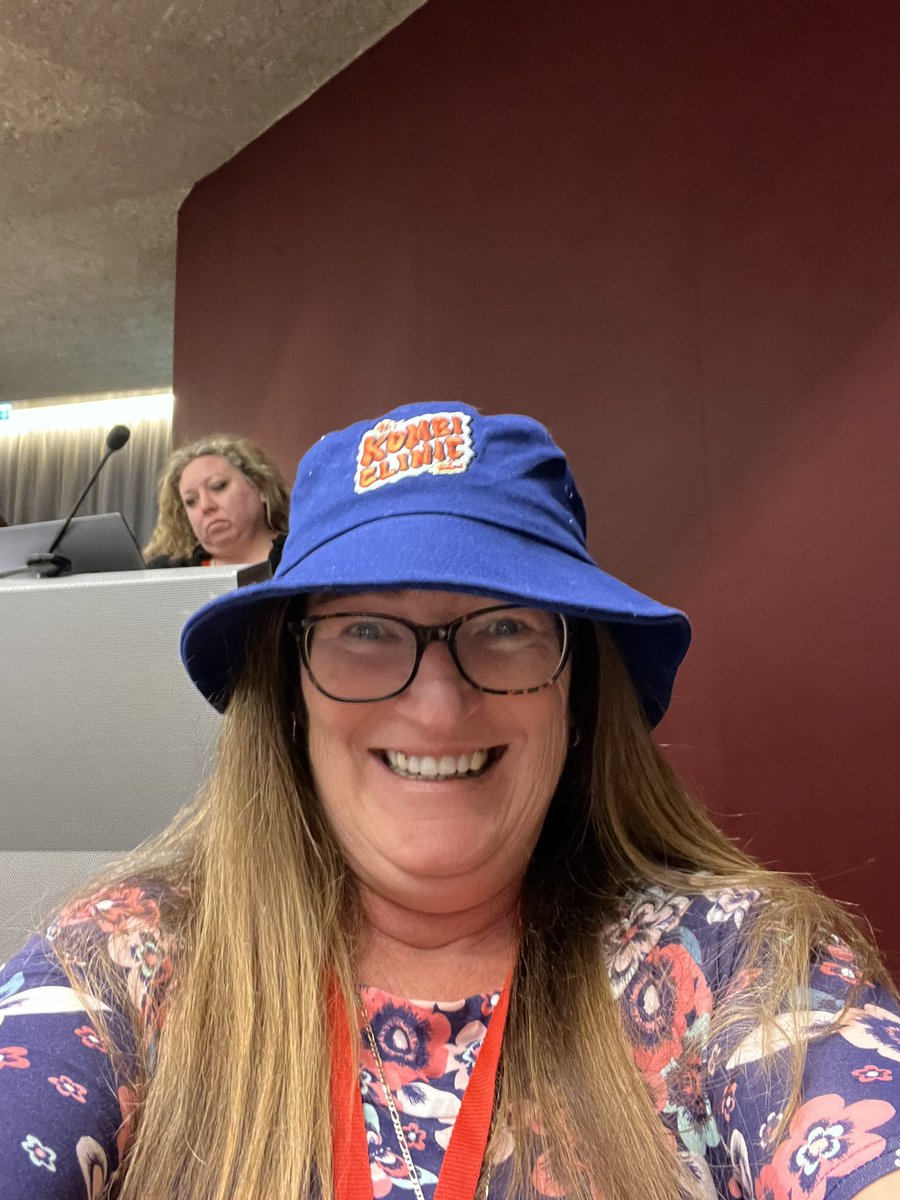 Rocking my new <a href="/ClinicKombi/">Kombi Clinic</a> hat.. think Louisa wants one 😉 #INHSU2023