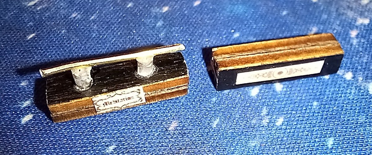 Nickynick0285's tweet photo. Endlich ein neues #Diorama in Arbeit. DIY #Bausatz mit Thema: Magic hut oder man kann auch sagen #HarryPotter 😁 Macht tierisch Spaß und nach sieben Stunden ist bereits einiges fertig. Schaut gern mal in meinen Streams vorbei, dann könnt ihr es live erleben 😁 https://t.co/dGhCLCm9In