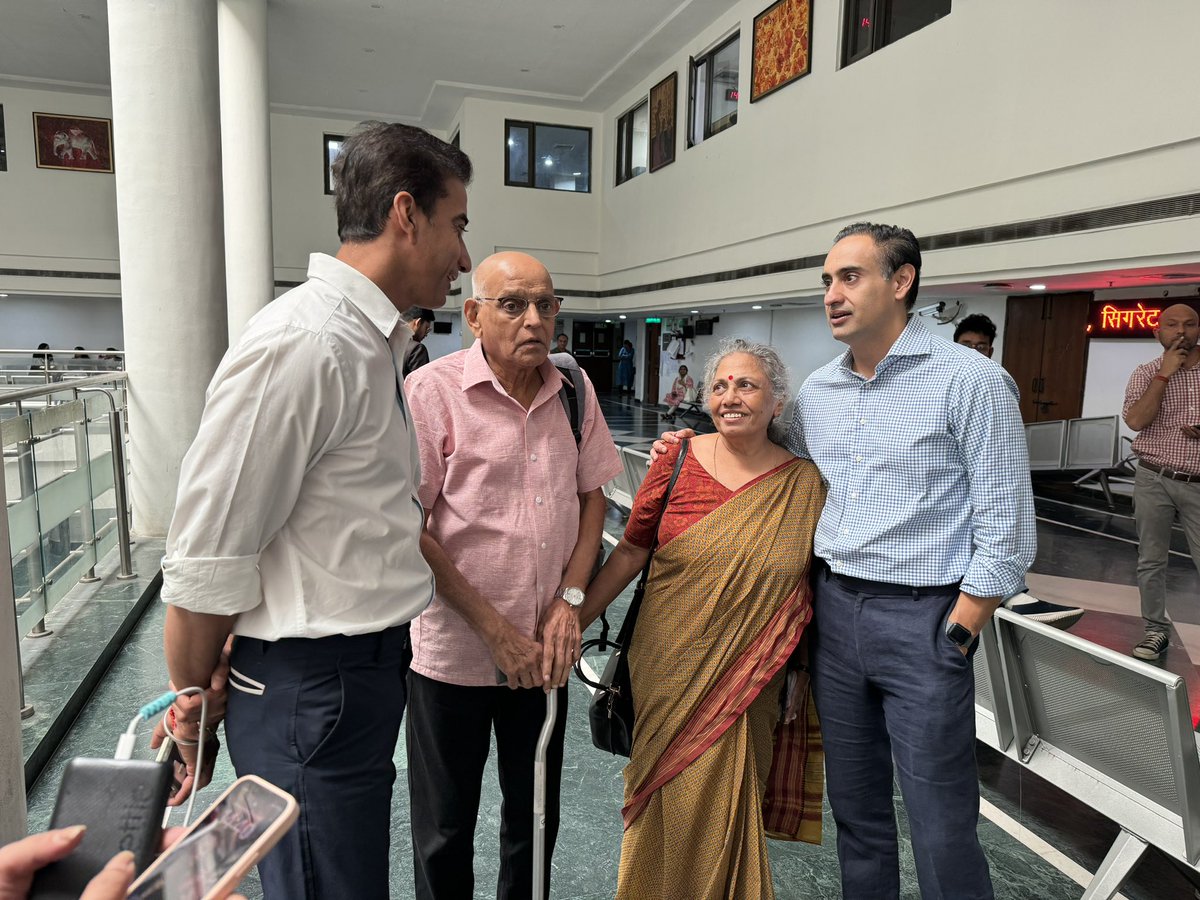 rahulkanwal's tweet image. Soumya Vishwanathan was the brightest young producer I have had the privilege of working with. On the night she was murdered, Soumya had stayed back after finishing the afternoon shift to help the night team prepare for the morning show. There had been a major terror attack and…